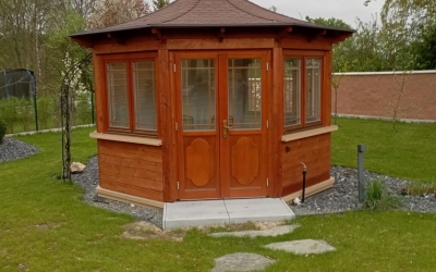 Venkovní altán v japonském stylu
