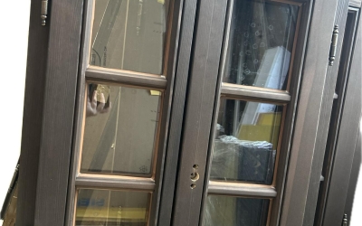 Vodní olej a navrtávací panty